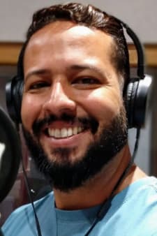 https://cdn.myanimelist.net/images/voiceactors/1/75258.jpg