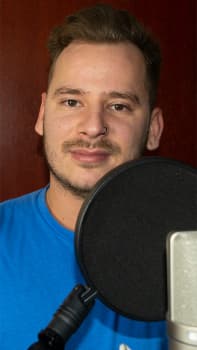 https://cdn.myanimelist.net/images/voiceactors/1/75784.jpg