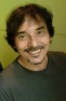 https://cdn.myanimelist.net/images/voiceactors/2/60345.jpg
