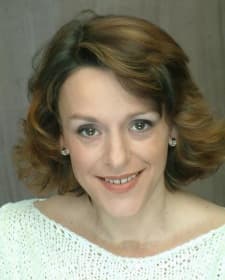 https://cdn.myanimelist.net/images/voiceactors/3/84575.jpg
