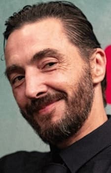 https://cdn.myanimelist.net/images/voiceactors/3/86063.jpg