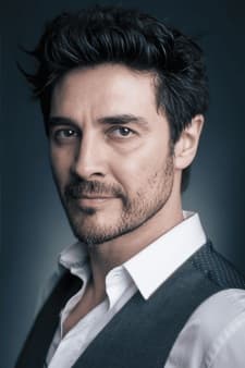 https://cdn.myanimelist.net/images/voiceactors/3/86161.jpg